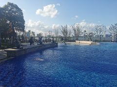 -上海滴水湖皇冠假日酒店