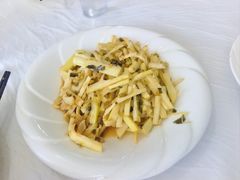 -天乐农家鱼头王(天目湖店)