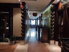 -王府井酒店(金桥港湾店)