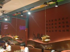 -老牌坊云南鱼豆花火锅(哈西万达店)