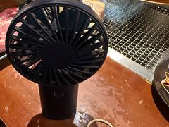 -肉甲韩国木炭烤肉(新壹街1店)