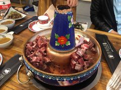 -毛辣果·贵州红酸汤牛肉火锅(西单店)