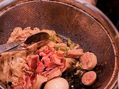 -两勺子一碗口水鸡拌面