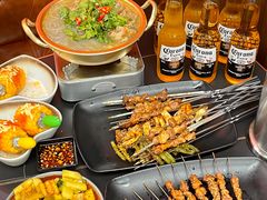 -许哥东北烧烤·铁丳烤串·宫后夹肉(繁花中心店)