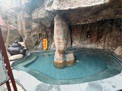 -裕龙汤泉