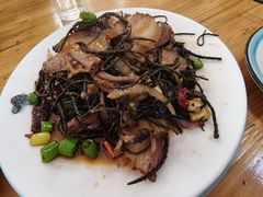 腊肉核桃花-樱桃创意厨房