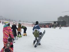 -鳌山滑雪度假区