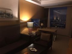 -上海漕河泾万丽酒店