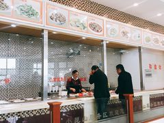 -小昆山服务区-停车场