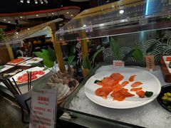 -四海一家自助餐(益田假日广场店)