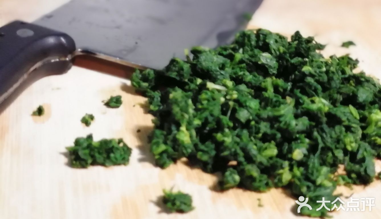 被忽视的营养食材芹菜叶系列之香芹叶炒蛋