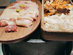-野·大山里野生菌石锅土鸡(益田假日店)
