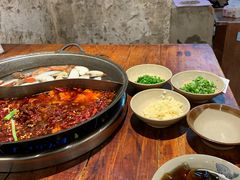 -四小区火锅·巷子里的重庆火锅(花照壁店)