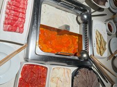 -海底捞火锅鲜切牛肉主题店(长寿路店)