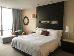 -青岛海尔洲际酒店