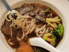 -康师傅私房牛肉面(马泉营奥莱店)