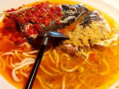 剁椒鱼头-荷塘秋月·本帮江浙菜(国权路店)