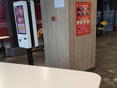 -麦当劳(国家体育场南路店)