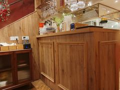 -玛格萝妮比萨屋(陆家浜路店)