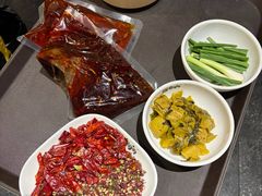 -老船舫·现做活鲜鱼馆(东郊记忆店)