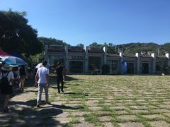 -伍山石窟