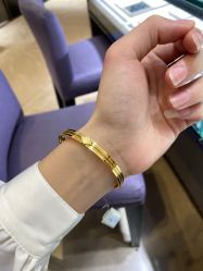 -周大福CHOW TAI FOOK(宝山苏宁易购店)