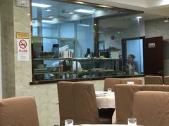 -老人和饭店(淮海中路店)