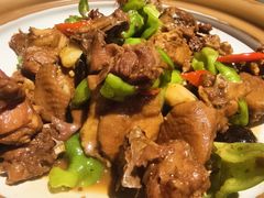 祁蒙山炒黑土鸡-有喜胶东小馆(太申祥和店)