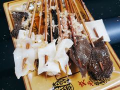 -上上签·冷锅串串(六灌路店)