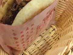 腊汁肉夹馍-螺蛳粉先生(蓟门桥店)