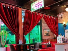 -Famous肥猫墨西哥音乐餐吧(五棵松华熙LIVE店)