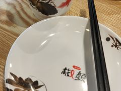 餐具摆设-椒颜酸菜小鱼(万寿路店)