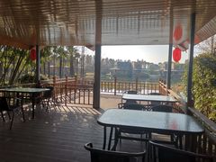 -上海怡沁园度假酒店