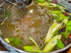 -乡土黄·鲜牛肉火锅·小龙虾(兴业街店)