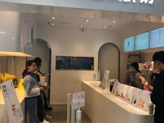 门面-兰熊鲜奶(西直门凯德mall店)