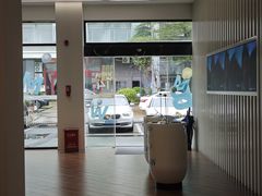 -深圳创丰宝宝马4S店(龙岗中心区店)