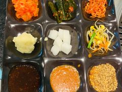 -烤路里·韩国品质自助烤肉(石路天虹4号店)