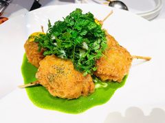 香煎牛蛙腿佐特制欧芹酱-Le Bistrot de Racine