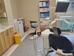 -上海仁爱医院口腔科 · 种植