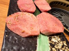 -炼火烤肉店