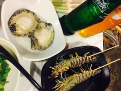 鲍鱼-鲜入围煮花胶鸡海鲜火锅