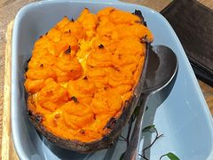 -蜜桃餐厅·伴山(湖滨商业街店)