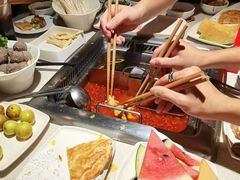 -海底捞火锅鲜切牛肉主题店(长寿路店)