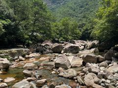 -鄣山大峡谷