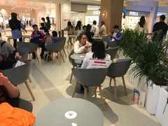 用餐区-奈雪的茶(亨特国际广场店)