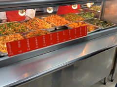 自助取餐区-北京外国语大学东院食堂