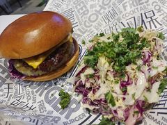 -TRIPS BURGER(大钟寺店)