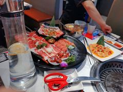 -昊昱口腔门诊部