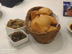 -巴特餐饮6加1音乐餐吧·新疆菜