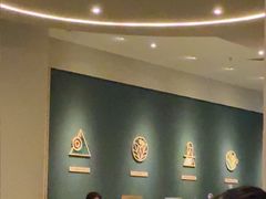 -星巴克臻选(南京金茂览秀城店)